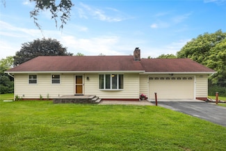 162 Airport Rd, New Hampton, NY 10958