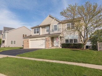 629 Waterford Ln, South Elgin, IL 60177