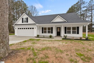 1195 Goodjoin Rd, Campobello, SC 29322