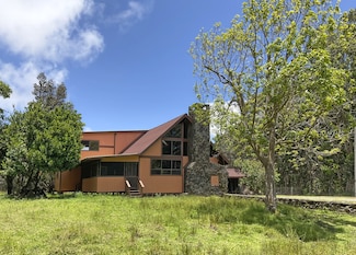 94-2664 Lorenzo Rd, Naalehu, HI 96772