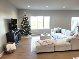 340 N 105th St, Lincoln, NE 68527