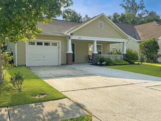 304 Burton Ct, Goose Creek, SC 29445