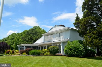 24830 Deepwater Point Dr, Saint Michaels, MD 21663