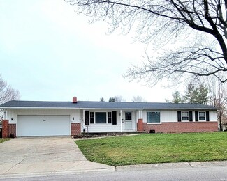 505 E 1st St, Auburn, IN 46706