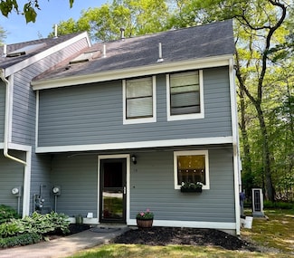 19 Greenwood Village St Unit 19, North Easton, MA 02356