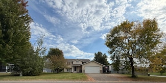 6145 Deer St, Monticello, MN 55362