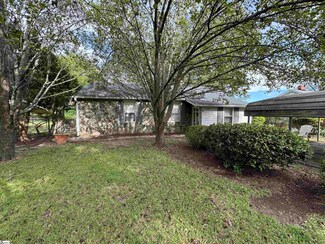 14 Owens Rd, Taylors, SC 29687