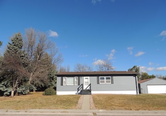 1446 Evanston Ave, Hot Springs, SD 57747