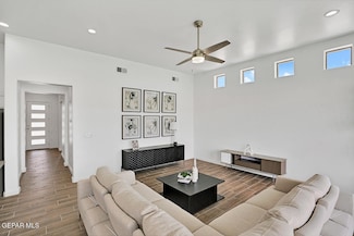 12812 Middlesbrough Ave, El Paso, TX 79928