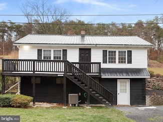 2445 Frankfort Hwy, Ridgeley, WV 26753