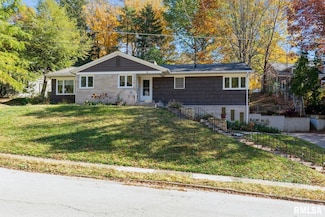 1 Kenwood Ave, Davenport, IA 52803
