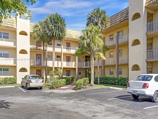 8465 Sunrise Lakes Blvd Unit 312, Sunrise, FL 33322