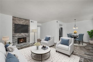 21333 Lassen St Unit 6H, Chatsworth, CA 91311