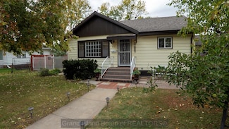 812 S Vine St, Grand Island, NE 68801