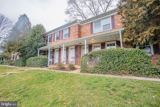 145 Talbott St, Rockville, MD 20852