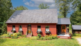 93 Mountain Ridge Rd, Peru, VT 05152