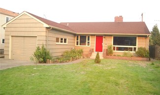 1034 21st Ave, Longview, WA 98632