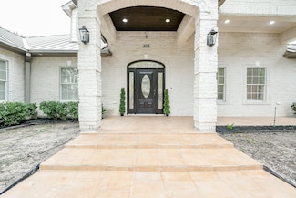 404 Moss St, Houston, TX 77009