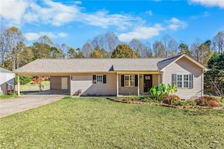 4015 Clay Vann Ln, Winston Salem, NC 27107