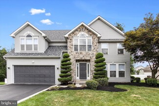 2194 Aslan Dr, York, PA 17404