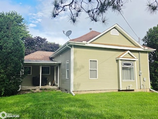 128 Lyon St, Murray, IA 50174