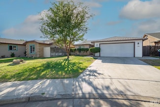 837 Juanita St, Shafter, CA 93263