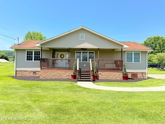 330 Dinsmore Rd, Dryden, VA 24243