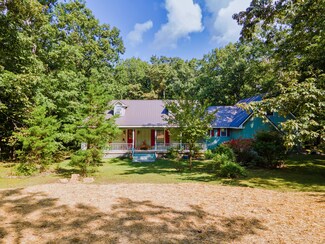 1782 Plum Nelly Rd, Rising Fawn, GA 30738