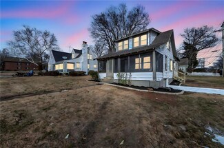 5743 Outlook St, Mission, KS 66202