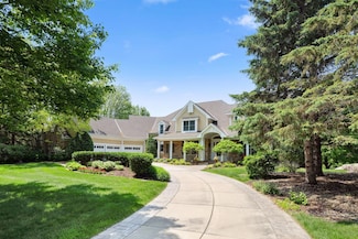 18371 Bearpath Trail, Eden Prairie, MN 55347