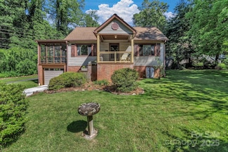111 Assembly Dr, Black Mountain, NC 28711