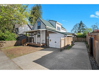 1832 18th Ave, Forest Grove, OR 97116