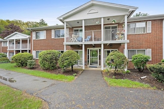 37 Bayberry Dr Unit 4, Sharon, MA 02067