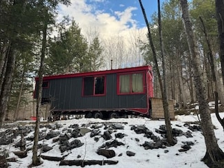 10 Little Falls Dr, Bingham, ME 04920
