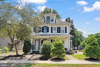 316 Broad St, Elmer, NJ 08318