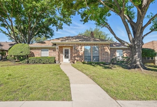 1027 Ridgeview Cir, Carrollton, TX 75007