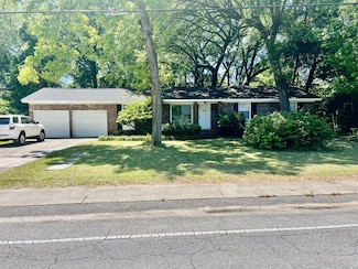 1866 Ashley Hall Rd, Charleston, SC 29407