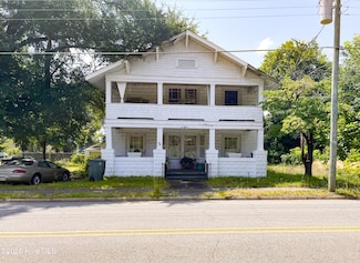 207 Rice St, Hamlet, NC 28345