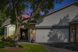 7680 Teal Rd, Woodbury, MN 55125