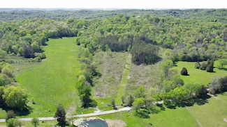 9 Old Stage Rd, Ardmore, TN 38449