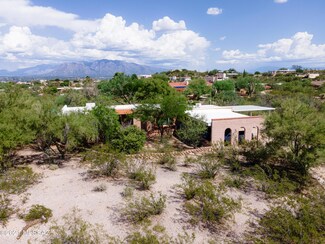 4656 N Camino de La Codorniz, Tucson, AZ 85745