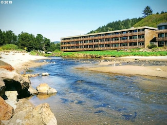 48988 Highway 101 S Unit 225, Neskowin, OR 97149