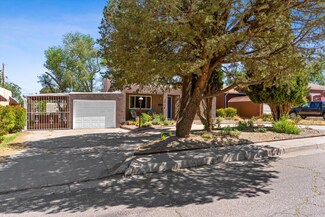 2715 San Joaquin Ave SE, Albuquerque, NM 87106