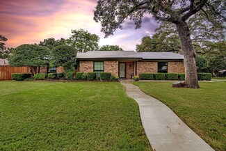 700 NW Hillery St, Burleson, TX 76028
