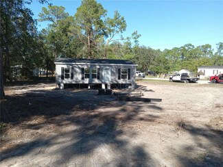 31541 Hillcrest Dr, Eustis, FL 32736