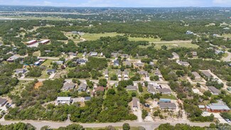 1230 Greenbriar Dr, Canyon Lake, TX 78133