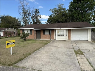 1444 Meadowlawn St, Slidell, LA 70460