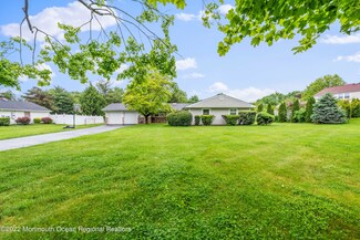 111 Ascot Dr, Freehold, NJ 07728