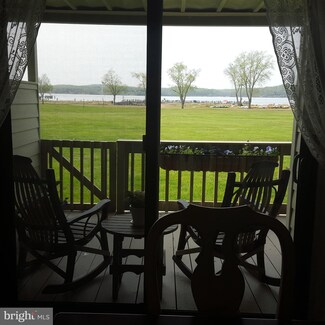 47 Port Herman Dr Unit 8A, Chesapeake City, MD 21915