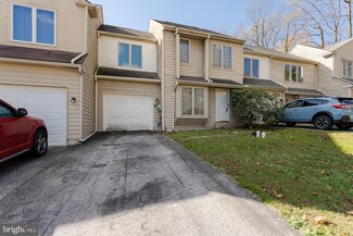 54 Winged Foot Dr, Coatesville, PA 19320